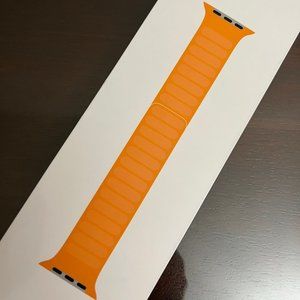 Apple Watch Leather Link - 40mm M/L, California Poppy.